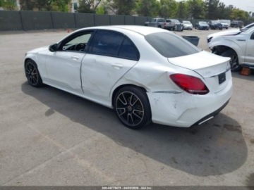 Mercedes Klasa C W205 2019 Mercedes-Benz Klasa C MERCEDES-BENZ C 300 2.0 Benzyna 255KM, zdjęcie 4