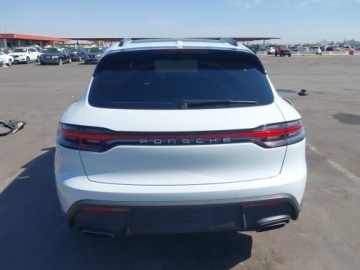 Porsche Macan 2022 Porsche Macan 2022 PORSCHE MACAN 2.0 Benzyna 261KM, zdjęcie 6