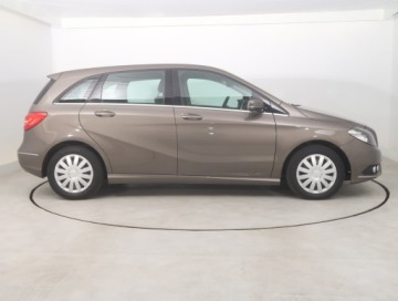 Mercedes Klasa B W246 Sports Tourer 220 CDI BlueEFFICIENCY 170KM 2013 Mercedes B B 220 CDI, 167 KM, Automat, Klima, zdjęcie 5