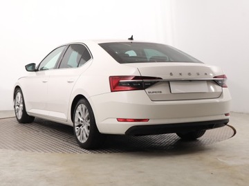 Skoda Superb III Liftback Facelifting 2.0 TDI SCR 150KM 2020 Skoda Superb 2.0 TDI, Salon Polska, Serwis ASO, zdjęcie 3