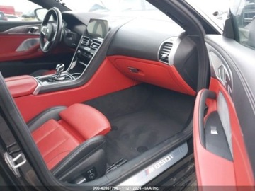 BMW 2022 BMW M8 50I Gran Coupe 2022 4.4l 4.4 Benzyna 523KM, zdjęcie 9