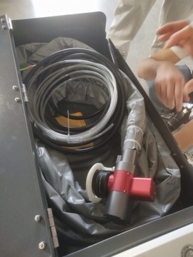 Импульсный чистящий лазер мощностью 200 Вт