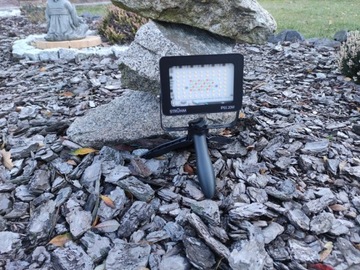 ШТАТИВ ДЛЯ СВЕТОДИОДНЫХ САДОВЫХ ПРОЖАКОВ