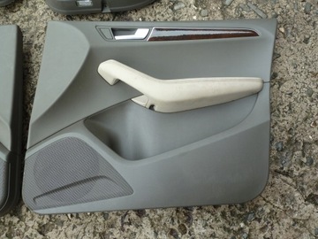 AUDI Q5 08-16 обивка дверной панели