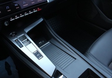 Peugeot 2023 Peugeot 308 1.5 BlueHDi Allure EAT8 2023 od RiA 1.5 Diesel 130KM, zdjęcie 10