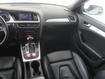 Audi A4 B9 Avant 2.0 TDI 150KM 2015 Audi A4 2.0 TDI, Automat, Skóra, Navi, Xenon, zdjęcie 7