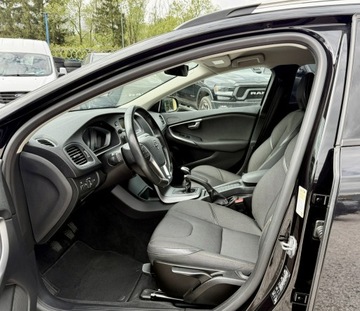 Volvo V40 II Hatchback Facelifting 2.0 D3 150KM 2019 Volvo V40 Cross Country D3,Navi,Serwis,Gwarancja, zdjęcie 8