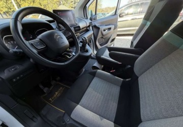 Citroen Berlingo III Osobowy M 1.5 BlueHDi 102KM 2020 Citroen Berlingo 102KM BEZWYPADKOWY zaledwie 63.000KM gwarancja OSOBOWY, zdjęcie 17