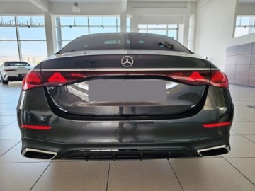 Mercedes Klasa E W214 Sedan 2.0 220d 197KM 2025 E Klasa 220 d 4-Matic AMG 2.0 (197KM) 2025, zdjęcie 1