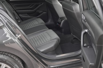 Volkswagen Passat B8 Limousine Facelifting 1.5 TSI EVO 150KM 2021 R-LINE__ R-LINE __ R-LINE __, zdjęcie 28
