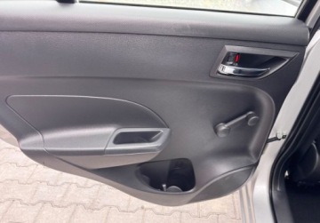 Suzuki Swift V Hatchback 5d 1.3 DDiS 75KM 2013 Suzuki Swift Auto wyglada i jezdzi jak nowenavialu 16 1.2 Diesel 75KM, zdjęcie 16