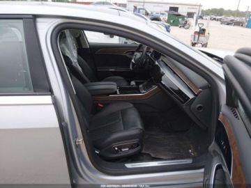 Audi A8 D5 2021 Audi A8 55 Tfsi Quattro Tiptronic 2021 3.0 Benzyna 335KM, zdjęcie 9