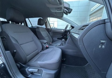 Volkswagen Golf VII Variant 1.4 TSI BlueMotion Technology 125KM 2017 Volkswagen Golf Comfortline Pakiety, Tempomat, Podgrzewana przednia szyba, zdjęcie 15