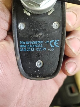 OPEL CROSSLAND ANTÉNA SKŘÍŇKA