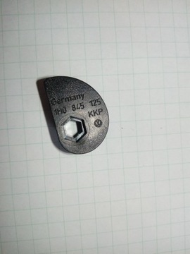 SPINKA KOŁEK DO USTAWIANIA PRZEDNIEJ SZYBY SZYBA GOLF 2 II 1H0845125 OE