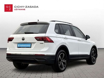 Volkswagen Tiguan II SUV Facelifting 2.0 TSI 190KM 2023 Volkswagen Tiguan Life, 2.0 TSI 190KM 4Motion, od reki 2.0 Benzyna 190KM, zdjęcie 4