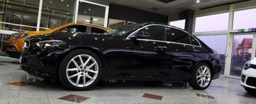 Mercedes Klasa C W206 Limuzyna 2.0 220d 200KM 2024 Mercedes-Benz Klasa C Mercedes C220d 4 Matic Mild Hybrid 2.0 Diesel 200KM, zdjęcie 4