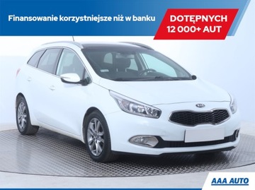 Kia Ceed II Kombi 1.6 CRDi 128KM 2013 Kia Ceed 1.6 CRDi, Automat, Navi, Klima