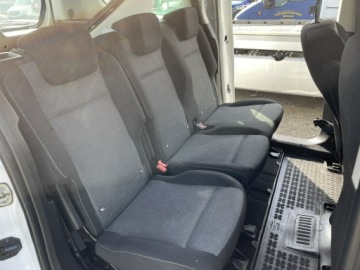 Toyota 2021 Toyota Proace City Verso Long 1.5 D-4D Business, zdjęcie 8