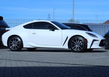 Toyota GR86 2.4 Boxer 234KM 2023 Toyota GR86 8000 km 2,4 aut Biała PERŁA ACC Keyles Full-Led Kamera IDEALNA, zdjęcie 37