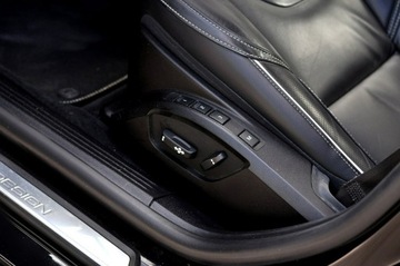 Volvo V40 II 2019 Volvo V40 2.0 T2 122KM RDesign Panorama Skóra, zdjęcie 13