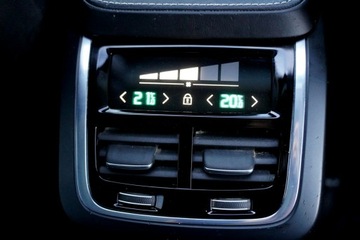 Volvo XC90 II SUV Plug-In 2.0 T8 Twin Engine Plug-in Hybrid 391KM 2020 Volvo XC 90 RECHARGE panorama FUL LED 7-os SKÓRA, zdjęcie 26