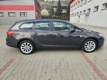 Opel Astra J Sports Tourer Facelifting 1.4 Turbo ECOTEC 140KM 2013 Opel Astra KlimaTronik ,Elektryka ,Pdc, Serwis, zdjęcie 8