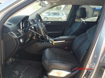 Mercedes Klasa GL X166 2015 Mercedes-Benz GL 2015 r. ,4,6L GL 550 4MATIC 4.6 Benzyna 429KM, zdjęcie 7