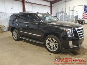 Cadillac Escalade III 2015 Cadillac Escalade _LUXURY_4x4_6.2 L_2015r 6.2 Benzyna 420KM, zdjęcie 1