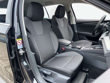 Skoda Octavia IV Liftback 1.5 TSI EVO 150KM 2024 Skoda Octavia 1.5eTSI 150KM Selection SerwisASO SalonPL Virtual Tempo Led, zdjęcie 13