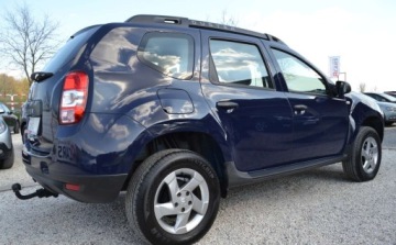 Dacia Duster I SUV Facelifting 1.6 16V 105KM 2014 Dacia Duster 1.6 - bezwypadkowa - Niski przebieg - Oplacona - KLIMATYZACJA, zdjęcie 15