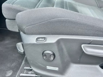 Volkswagen Touran III 1.5 TSI EVO 150KM 2024 Volkswagen Touran Special Edition 1.5 TSI EVO 150, zdjęcie 6