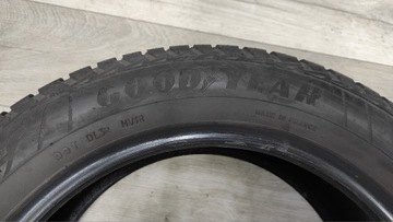 2 ШИНЫ GOODYEAR VECTOR 4 СЕЗОНА 215/55 R 17 94V 6,69 ММ.