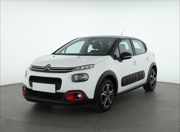 Citroen C3 III Hatchback 1.2 PureTech 82KM 2019 Citroen C3 1.2 PureTech, Salon Polska, zdjęcie 1