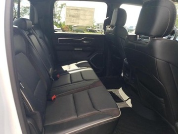  RAM 1500 2024, 5.7L, 4x4, LARAMIE, po gradobiciu 5.7 Benzyna 392KM, zdjęcie 8