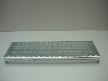 stopień standar wema 700x205 ocynk,metal na schody
