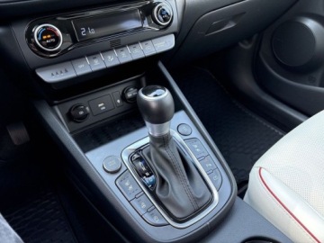 Hyundai Kona I Crossover Facelifting 1.6 T-GDI 198KM 2021 Hyundai Kona PREMIUM 4WD Kamery 360 Wentylacja Tempomat ACC Led Head, zdjęcie 22