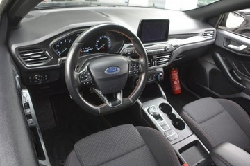 Ford Focus IV Kombi 1.0 EcoBoost 125KM 2019 Ford Focus 1.0EcoBoost STLine doinwestowany hak, zdjęcie 10
