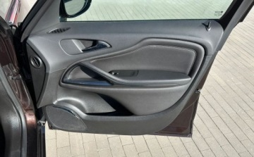 Opel Zafira C Tourer 1.4 Turbo ECOTEC 140KM 2016 Opel Zafira 1.4T Manual 7-osob Skora Navi Kamera 2016 Bogata Wersja, zdjęcie 33