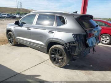 Volkswagen 2024 Volkswagen Inny TAOS, 2024r., 1.5L 1.5 Benzyna 158KM, zdjęcie 2