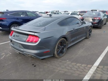Ford Mustang VI Fastback Facelifting 5.0 Ti-VCT 450KM 2022 Ford Mustang GT Premium Fastback 2022 5.0l 5.0 Benzyna 450KM, zdjęcie 5
