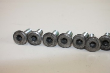 HONDA ST 1100 PAN EUROPEAN SC26 БОЛТЫ КРЕПЛЕНИЯ ПЕРЕДНЕГО ТОРМОЗНОГО ДИСКА