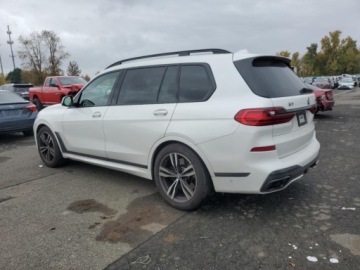 BMW X7 2021 BMW X7 M50i, 2021r., 4x4, 4.4L 4.4 Benzyna 523KM, zdjęcie 3