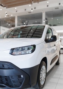 Toyota 2024 Toyota Proace City City 1.5 D-4D Long 2,3t Active 1.5 Diesel 102KM, zdjęcie 8