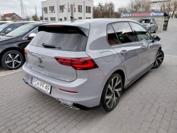 Volkswagen Golf VIII Variant 1.5 eTSI 150KM 2021 Volkswagen Golf Automat R Line Klimatronik LED Harman Kardon 1.5 Benzyna, zdjęcie 6