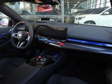 BMW Seria 5 G90-91 M Sedan 4.4 V8 727KM 2026 BMW Seria 5 M5 Sedan 4.4 (727KM) 2026, zdjęcie 14