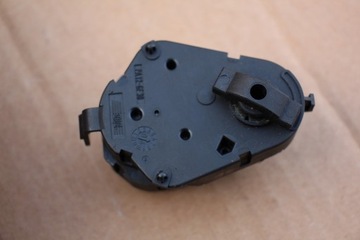 MOTOREK RADIÁTORU BMW Z4 E85 E86 6936715