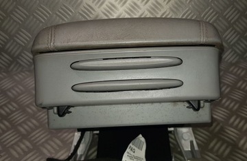 Кожаный подлокотник Porsche Cayenne, вещевой туннель