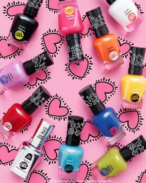 Салли Хансен Miracle Gel Polish пишет на 921