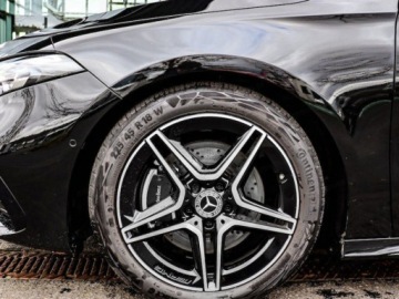 Mercedes Klasa A W177/V177 Hatchback Facelifting 2.0 220 190KM 2025 A Klasa 220 4-Matic AMG Line 2.0 (190KM) 2025, zdjęcie 4